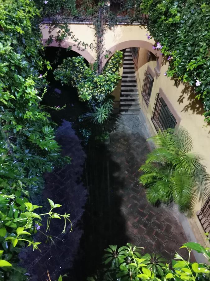 Ferienwohnung Cuarto Panchito ***Centro Historico*** Querétaro Exterior foto
