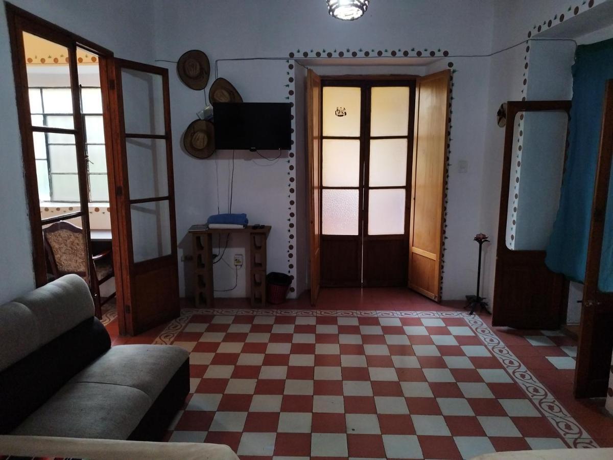 Ferienwohnung Cuarto Panchito ***Centro Historico*** Querétaro Exterior foto
